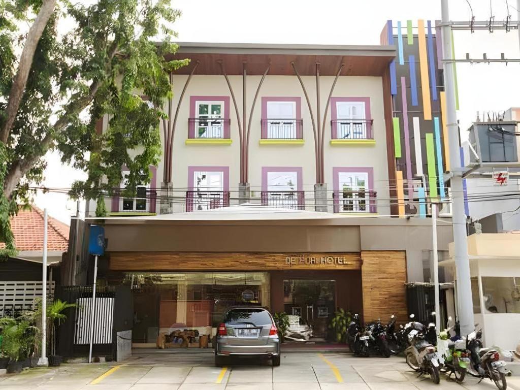 โรงแรมไลฟ์ ปุริ สุราบายา Gubeng ภายนอก รูปภาพ